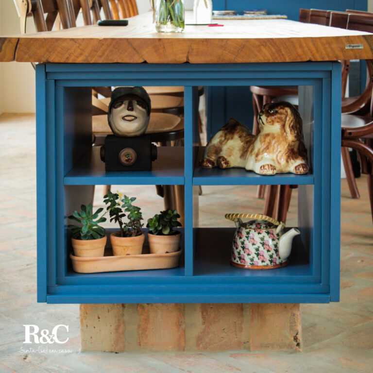 Design de interiores traz todo charme na produção do seu móvel planejado. O móvel de alto padrão é rico em detalhes sofisticados